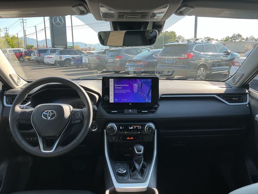 Thumbnail: 2024 Toyota RAV4 - 9
