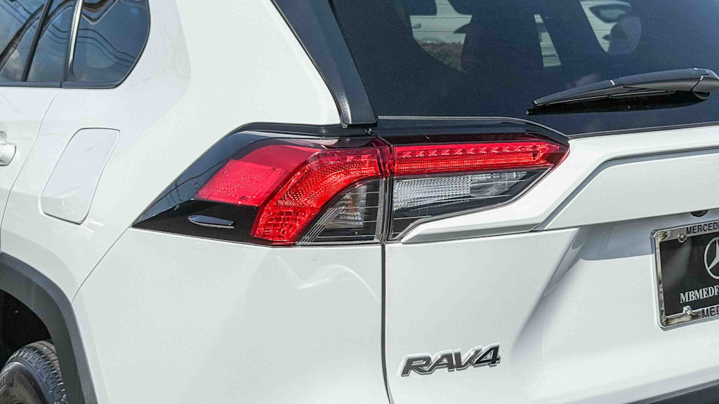 Thumbnail: 2025 Toyota RAV4 - 20