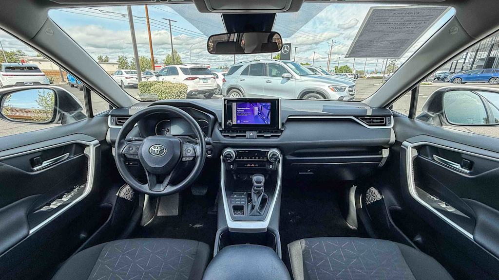Thumbnail: 2025 Toyota RAV4 - 2