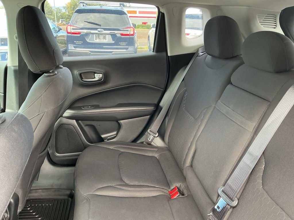 Thumbnail: 2018 Jeep Compass - 27