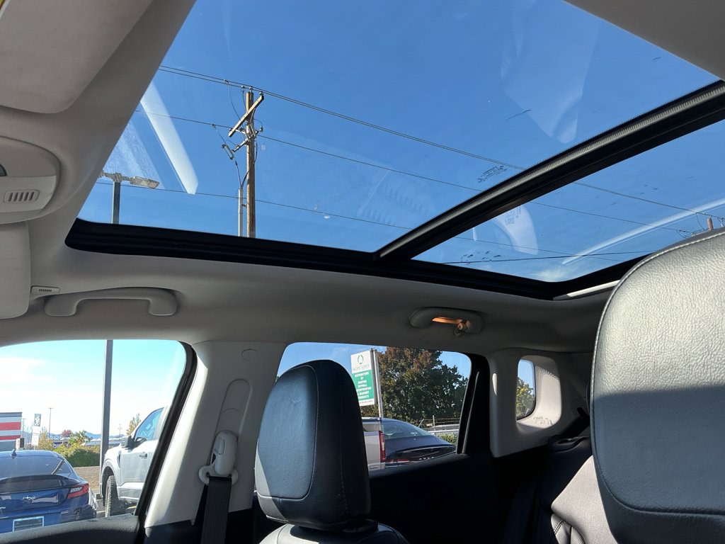 Thumbnail: 2019 Jeep Compass - 17