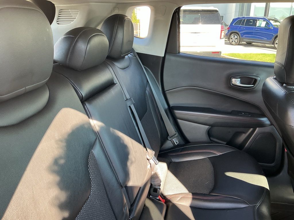 Thumbnail: 2020 Jeep Compass - 25