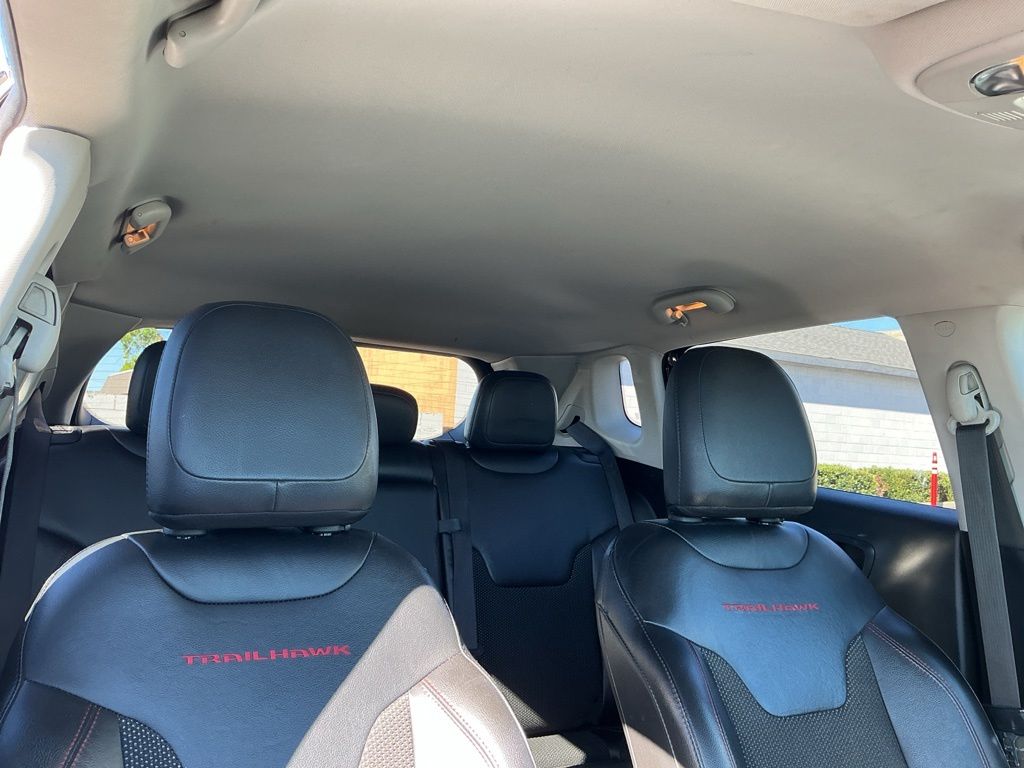 Thumbnail: 2020 Jeep Compass - 24