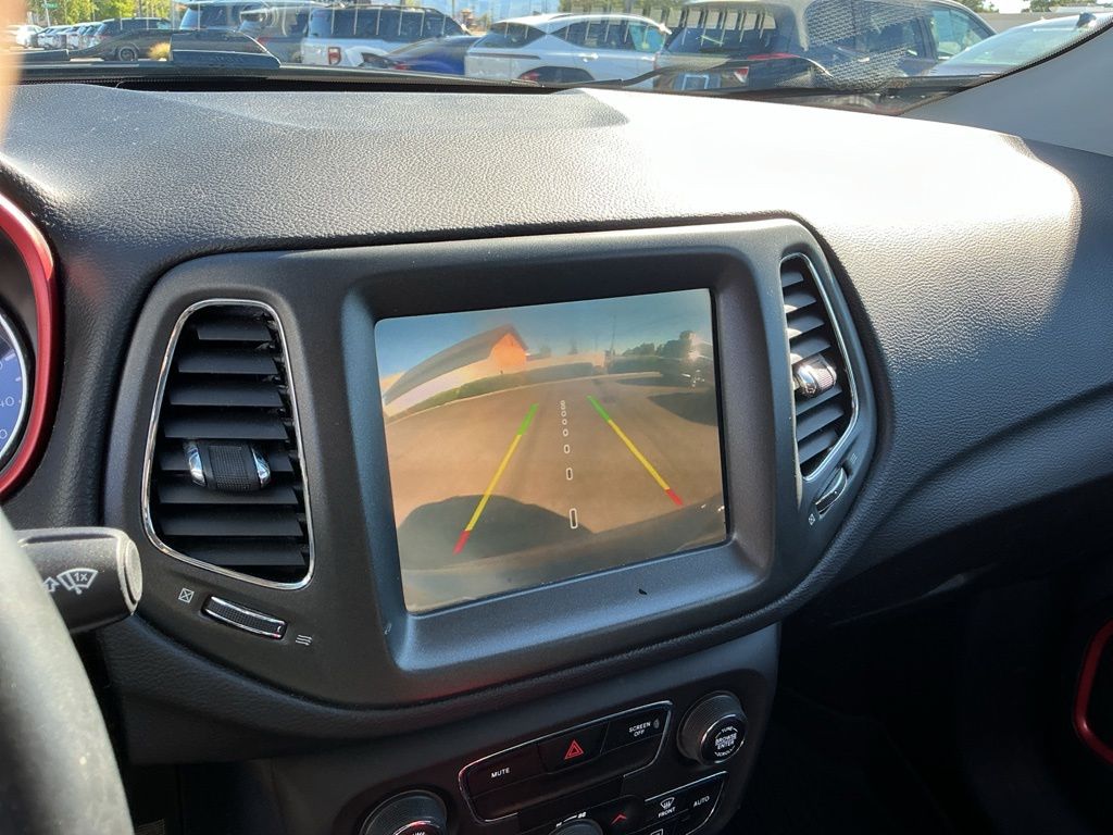 Thumbnail: 2020 Jeep Compass - 31