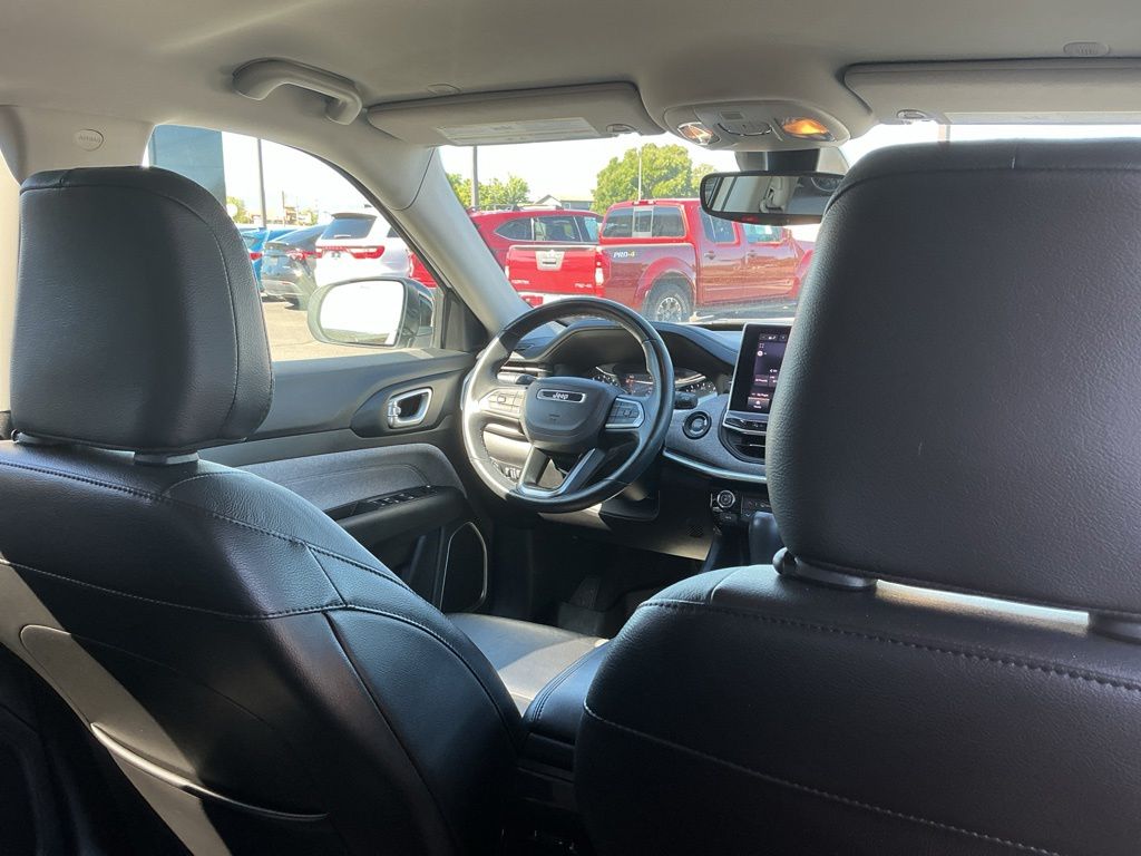 Thumbnail: 2022 Jeep Compass - 2