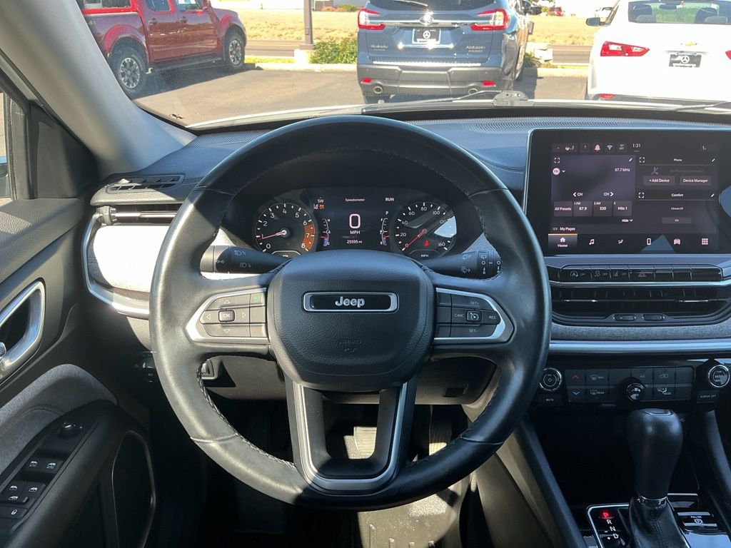 Thumbnail: 2022 Jeep Compass - 12