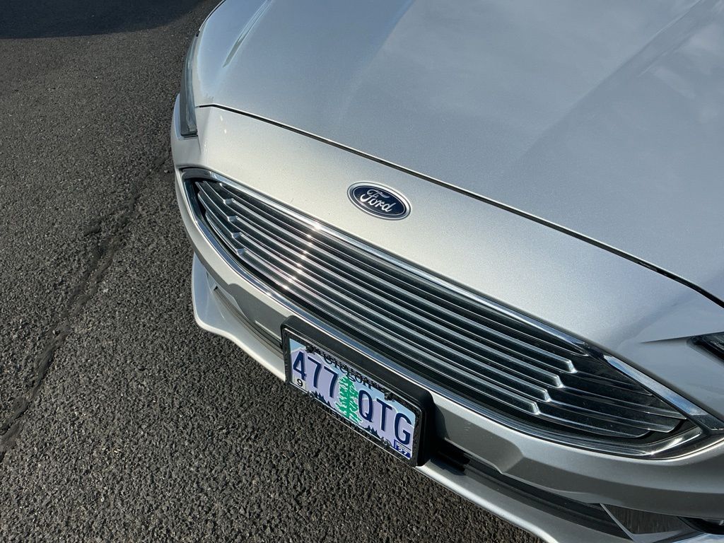 Thumbnail: 2017 Ford Fusion - 6