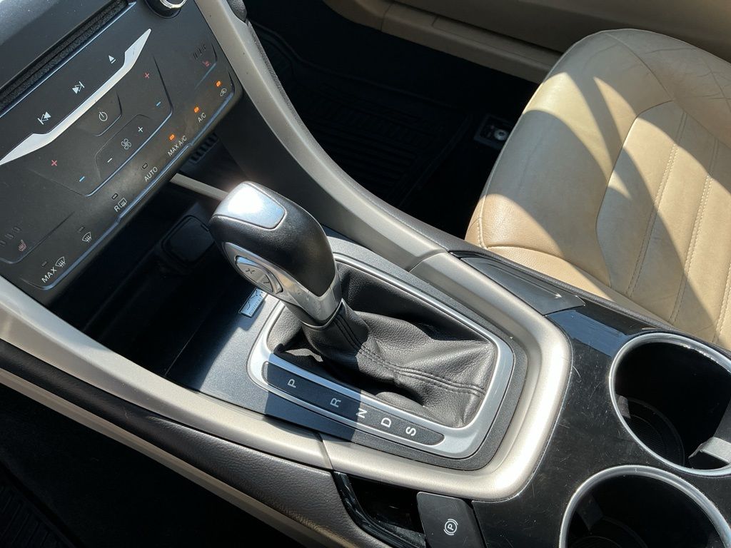 Thumbnail: 2014 Ford Fusion - 14