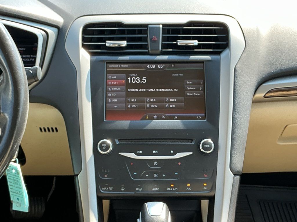 Thumbnail: 2014 Ford Fusion - 32
