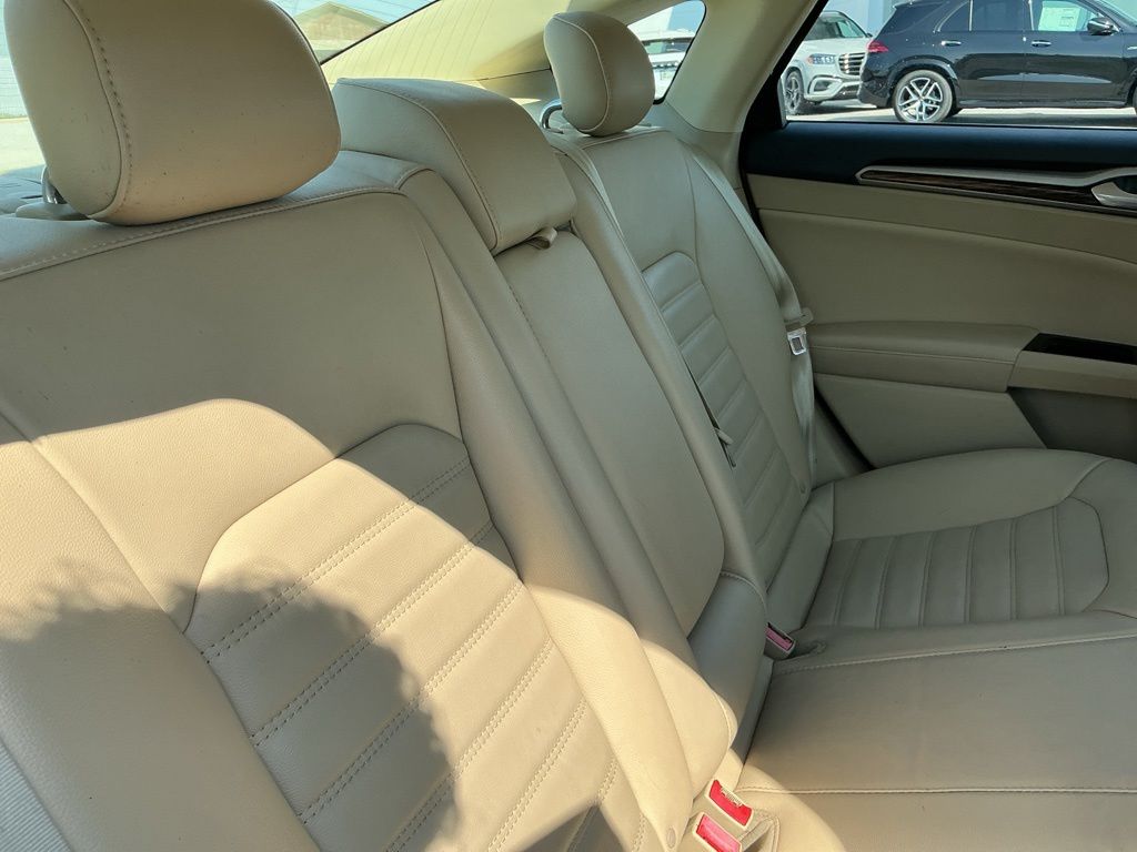 Thumbnail: 2014 Ford Fusion - 12