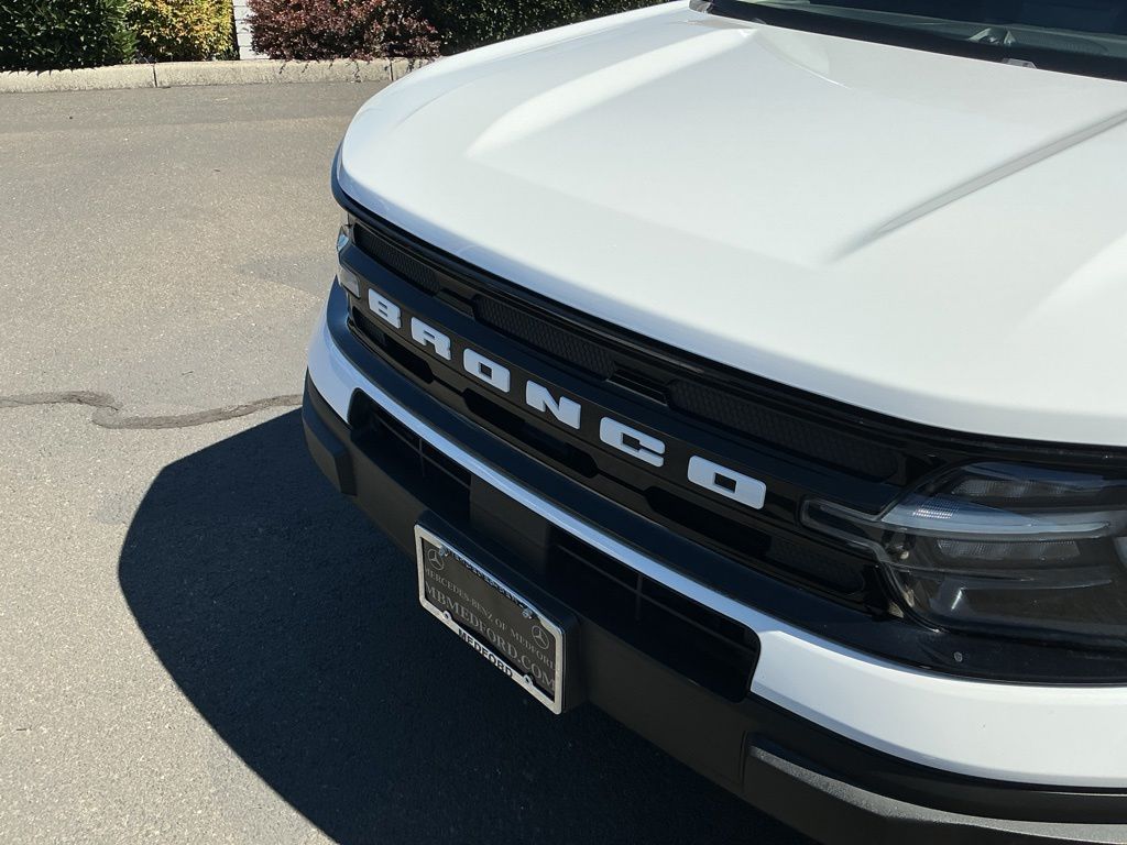 Thumbnail: 2022 Ford Bronco Sport - 5