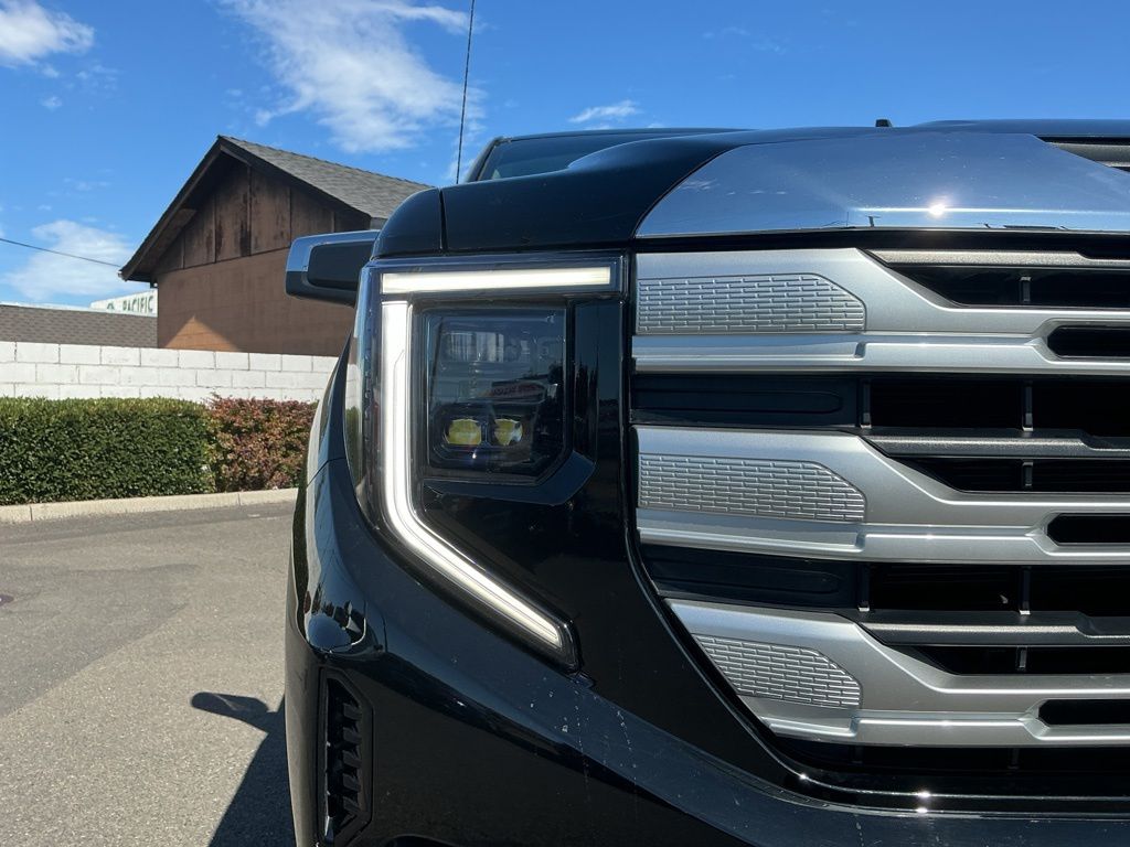Thumbnail: 2024 GMC Sierra 1500 - 16