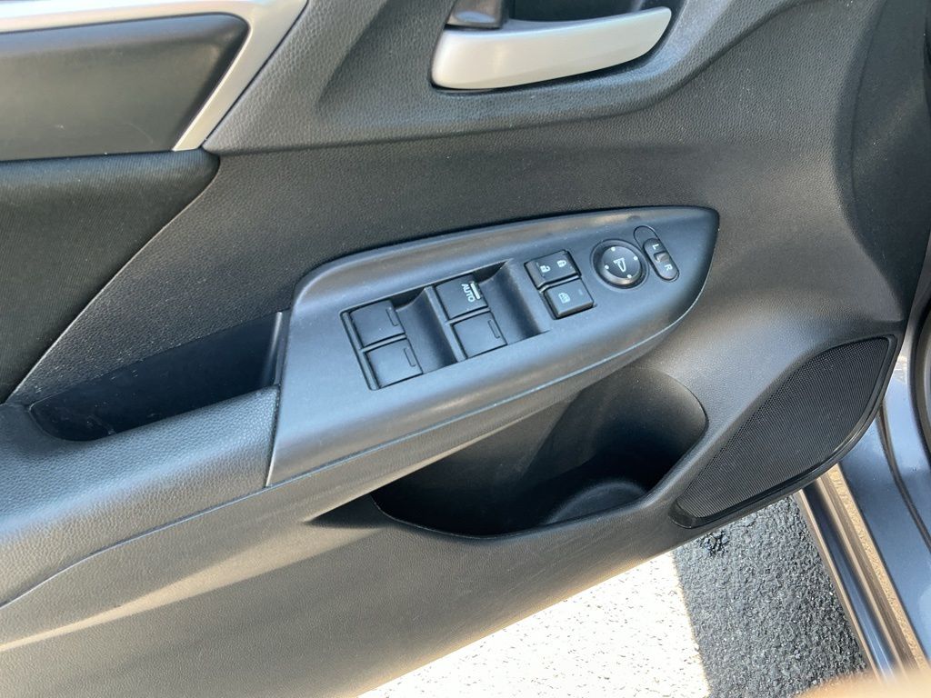 Thumbnail: 2015 Honda Fit - 24