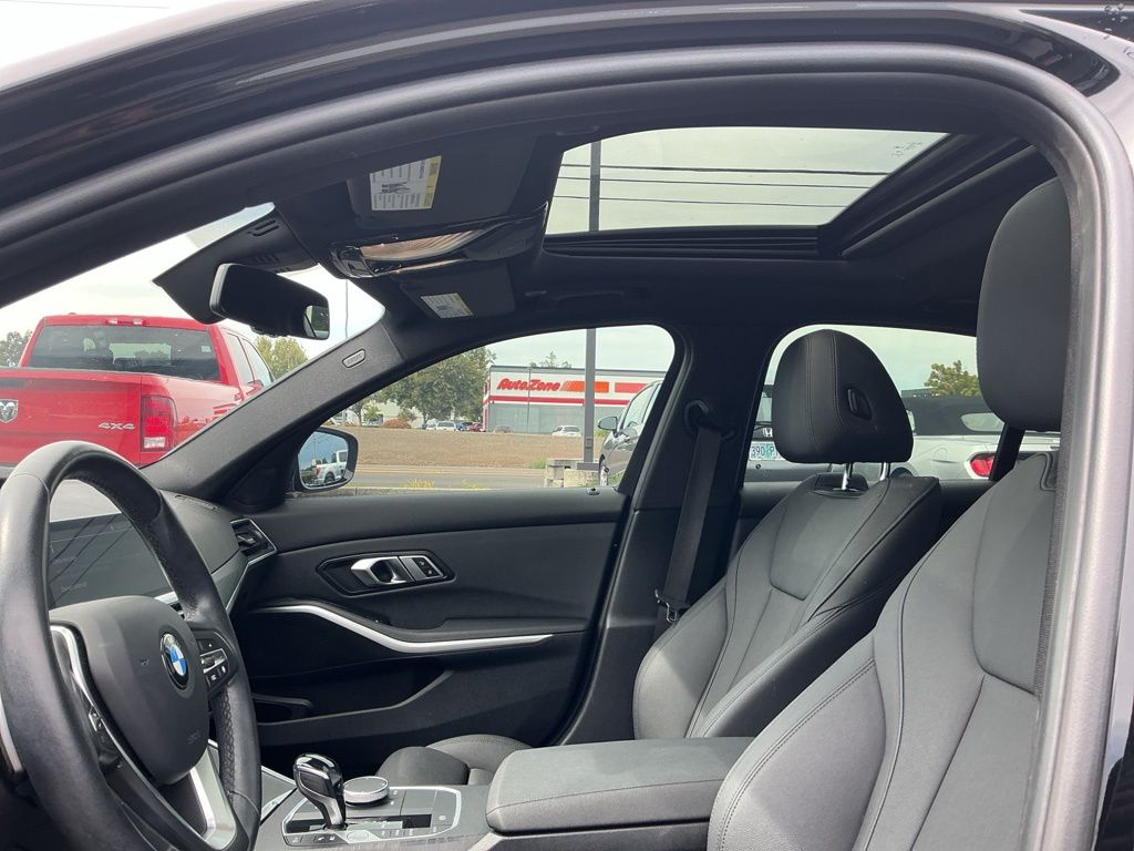 Thumbnail: 2021 BMW 3 Series - 7