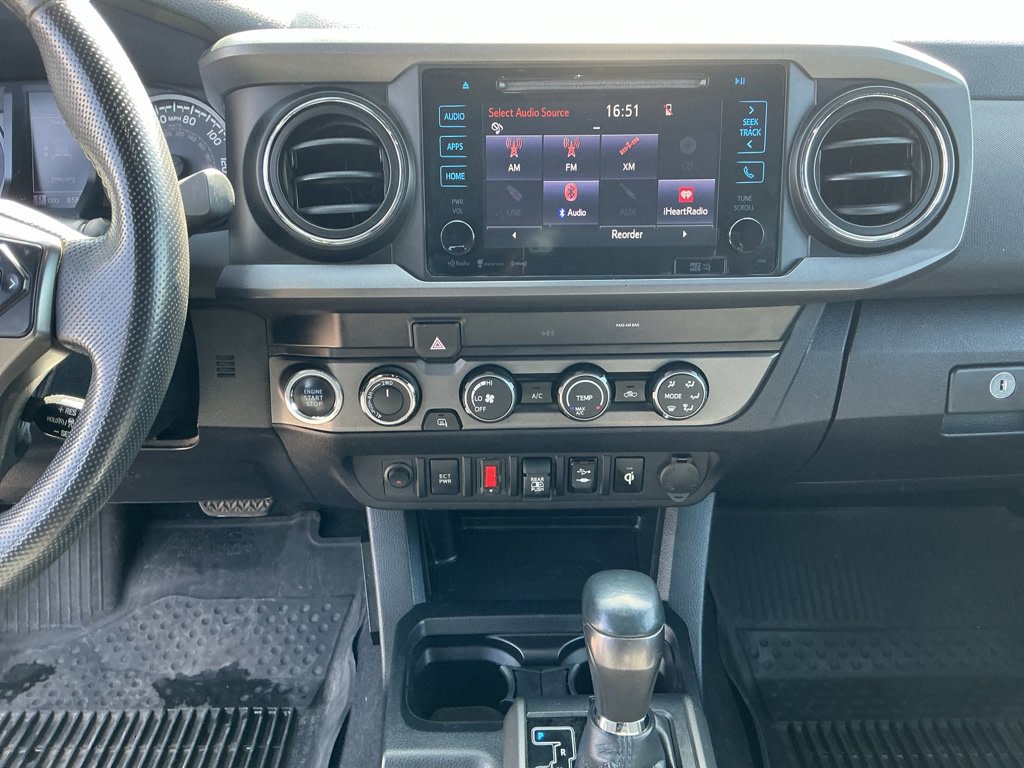 Thumbnail: 2019 Toyota Tacoma - 12
