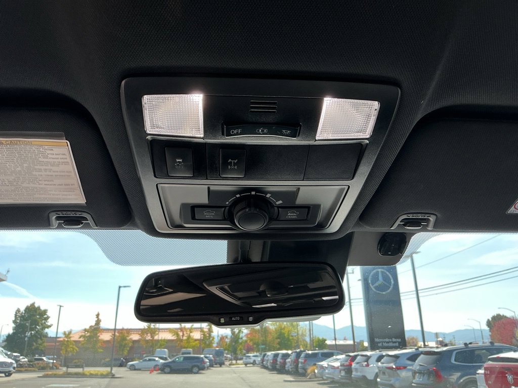 Thumbnail: 2019 Toyota Tacoma - 17