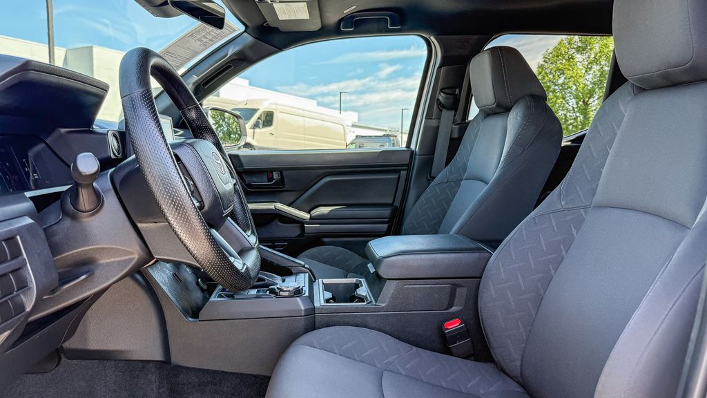 Thumbnail: 2024 Toyota Tacoma - 10