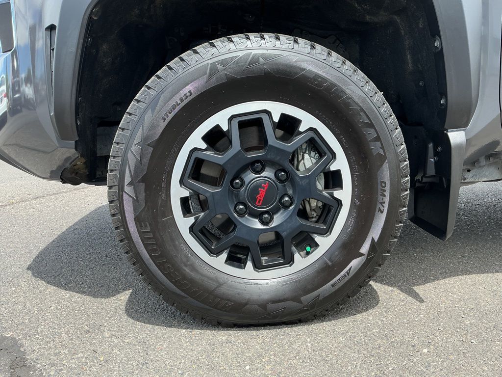 Thumbnail: 2024 Toyota Tacoma - 6