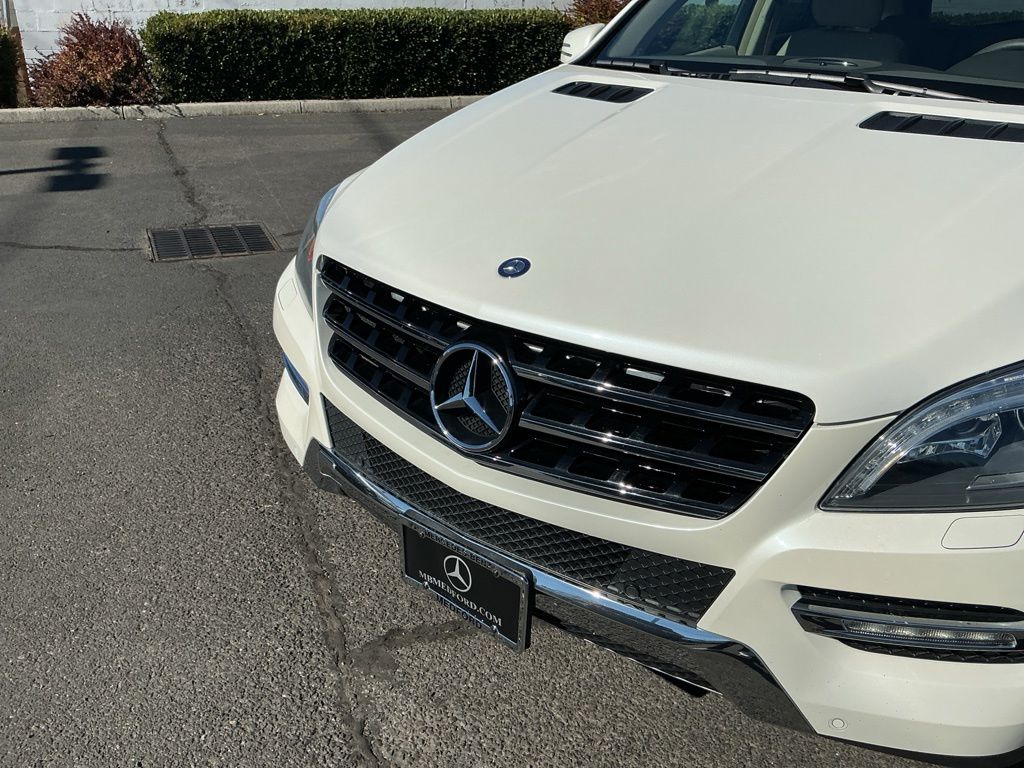 Thumbnail: 2013 Mercedes-Benz M-Class - 6
