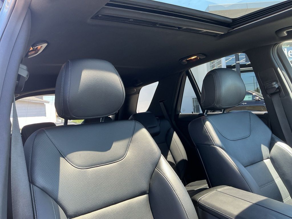 Thumbnail: 2016 Mercedes-Benz GLE - 24