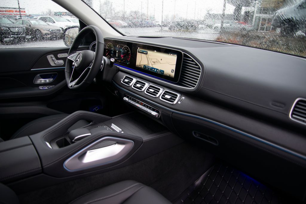 Thumbnail: 2026 Mercedes-Benz GLE - 11