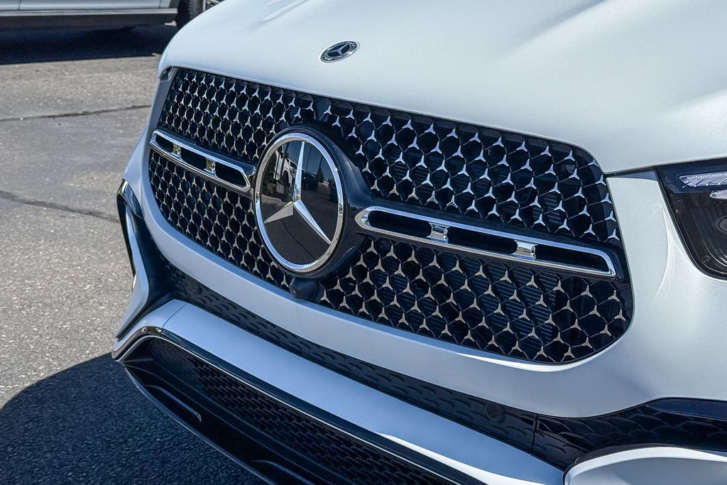 Thumbnail: 2026 Mercedes-Benz GLE - 6
