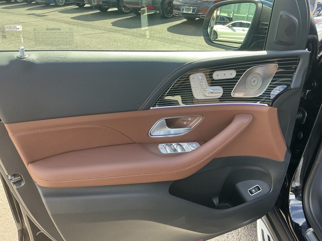 Thumbnail: 2026 Mercedes-Benz GLE - 23