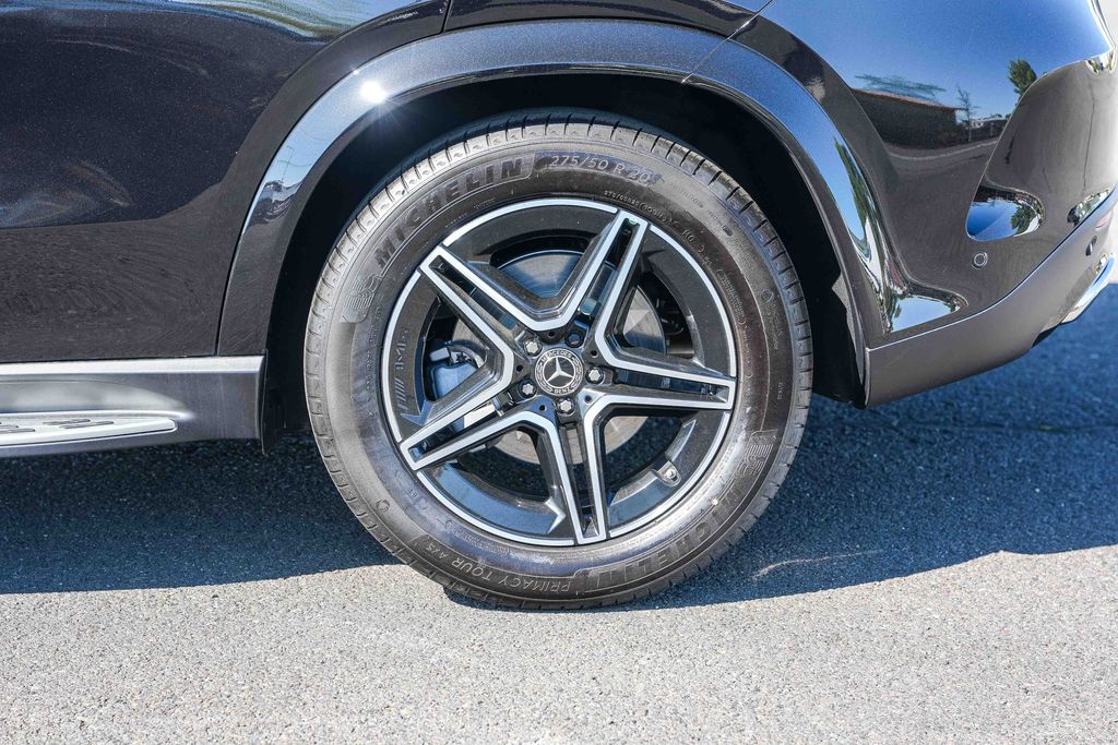 Thumbnail: 2026 Mercedes-Benz GLE - 6