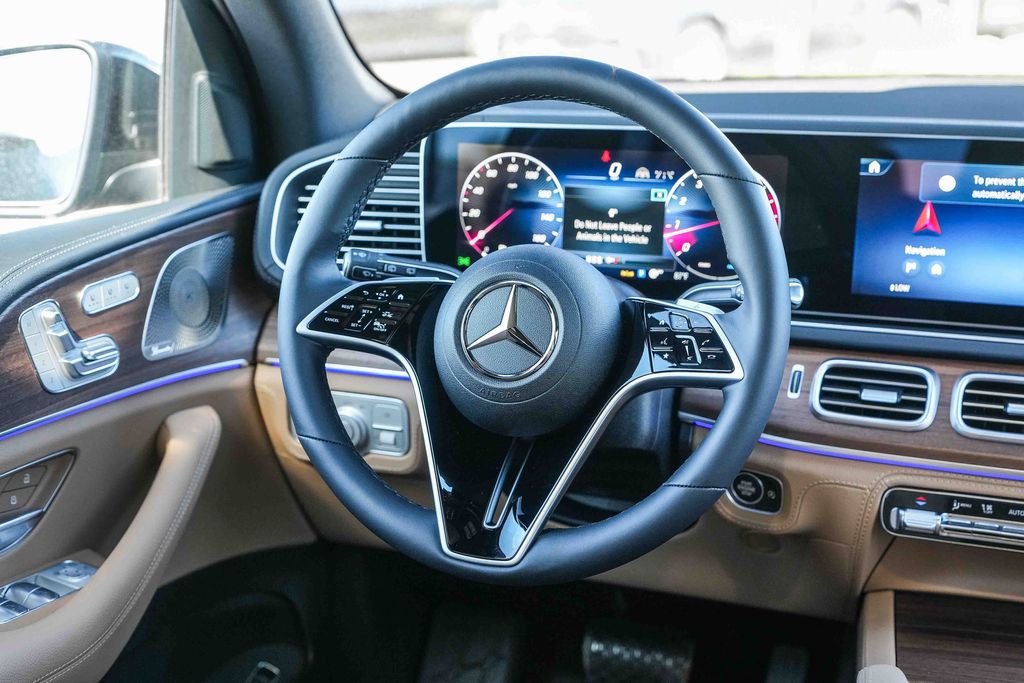Thumbnail: 2026 Mercedes-Benz GLE - 8