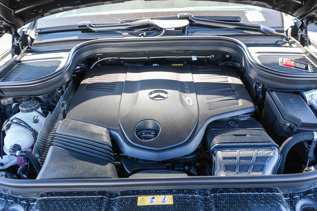 Thumbnail: 2026 Mercedes-Benz GLE - 7