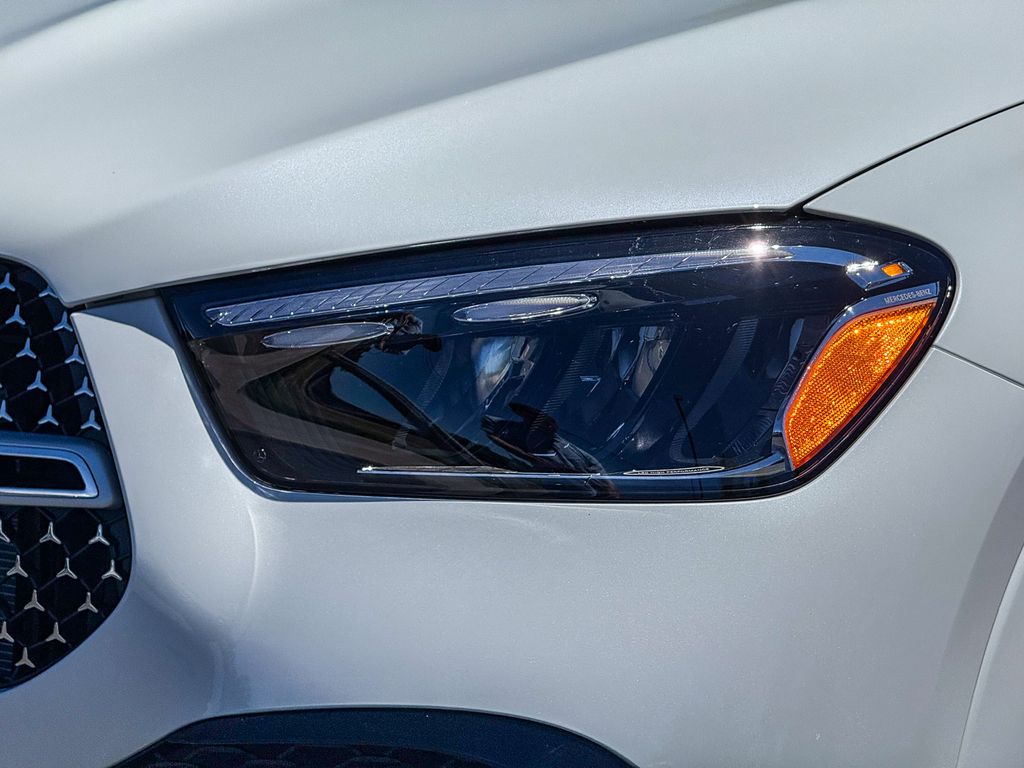 Thumbnail: 2026 Mercedes-Benz GLE - 16