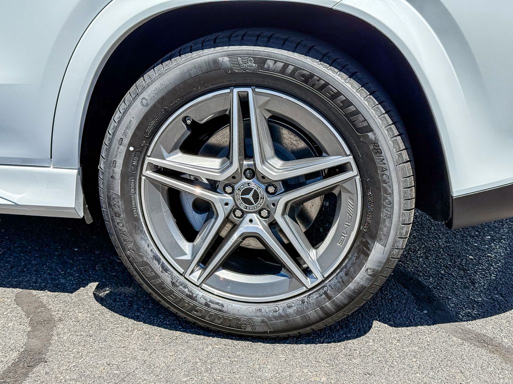Thumbnail: 2026 Mercedes-Benz GLE - 7