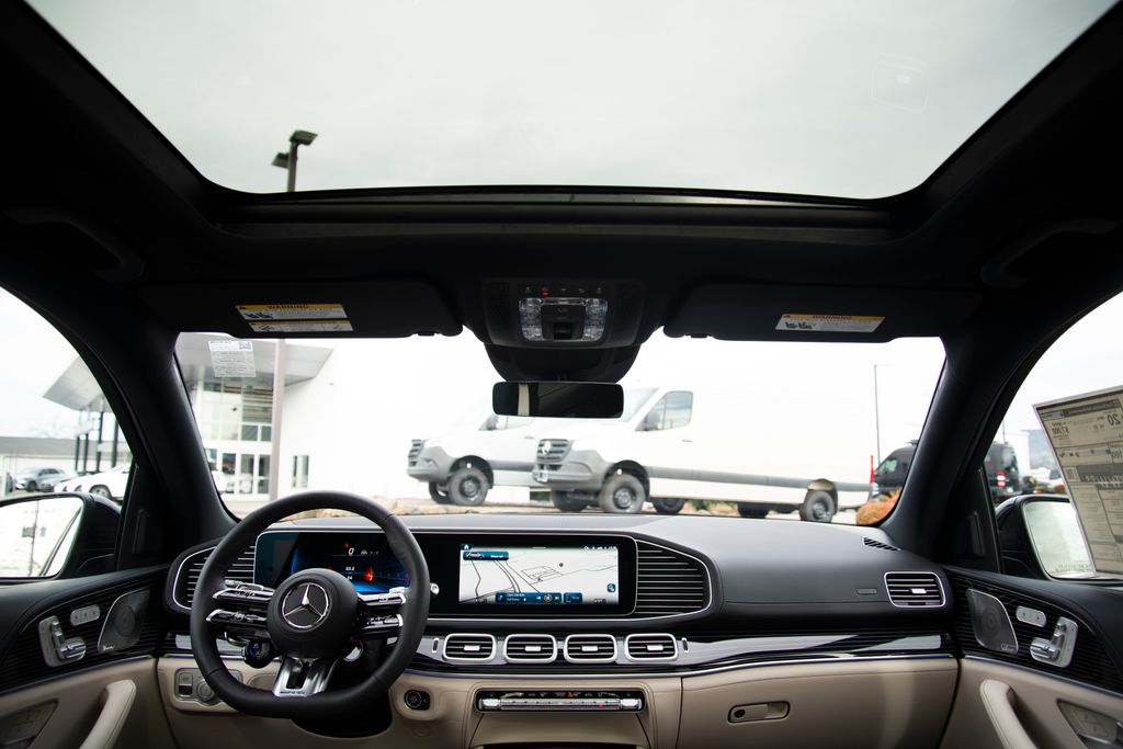 Thumbnail: 2026 Mercedes-Benz GLE - 18