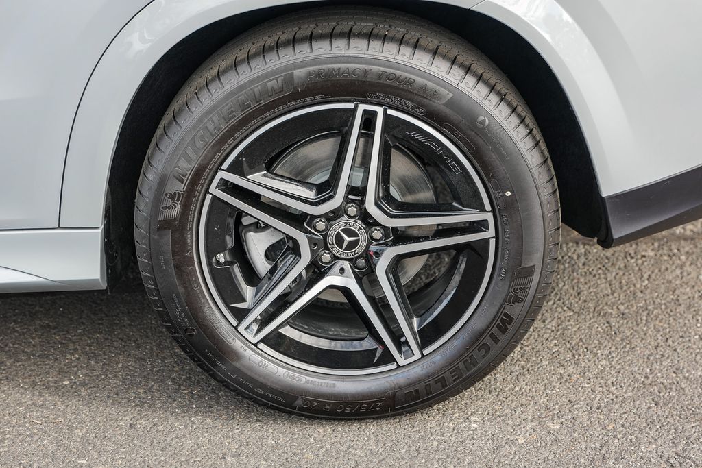 Thumbnail: 2026 Mercedes-Benz GLE - 5