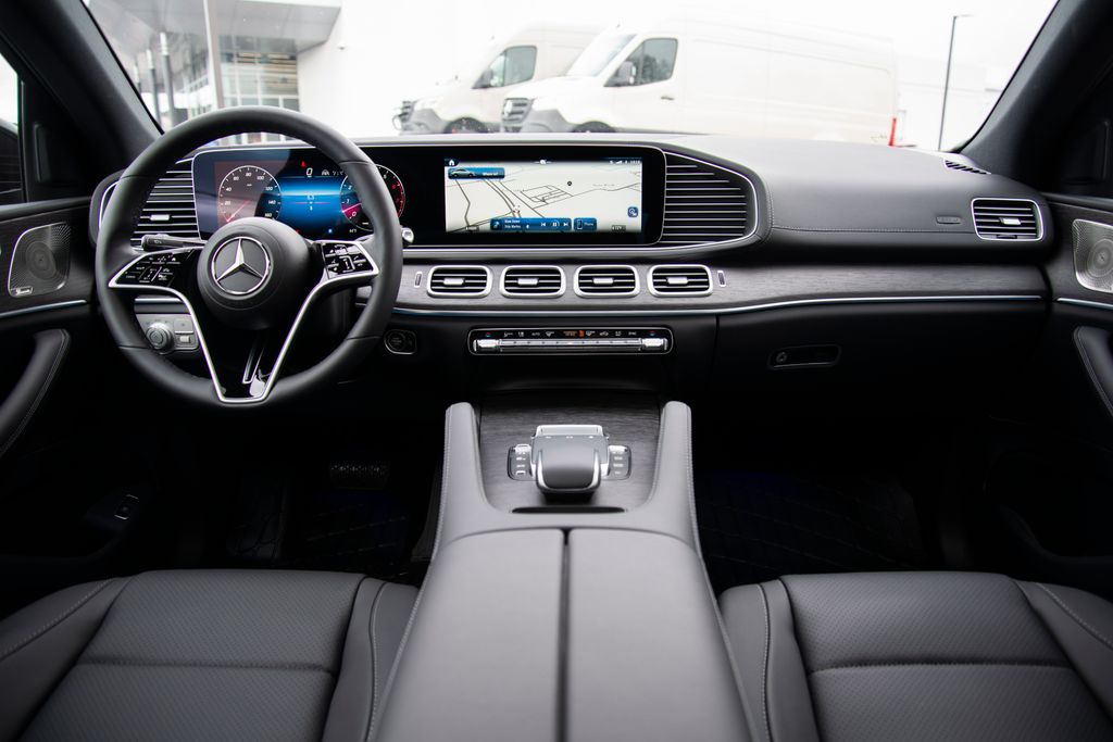 Thumbnail: 2026 Mercedes-Benz GLE - 11