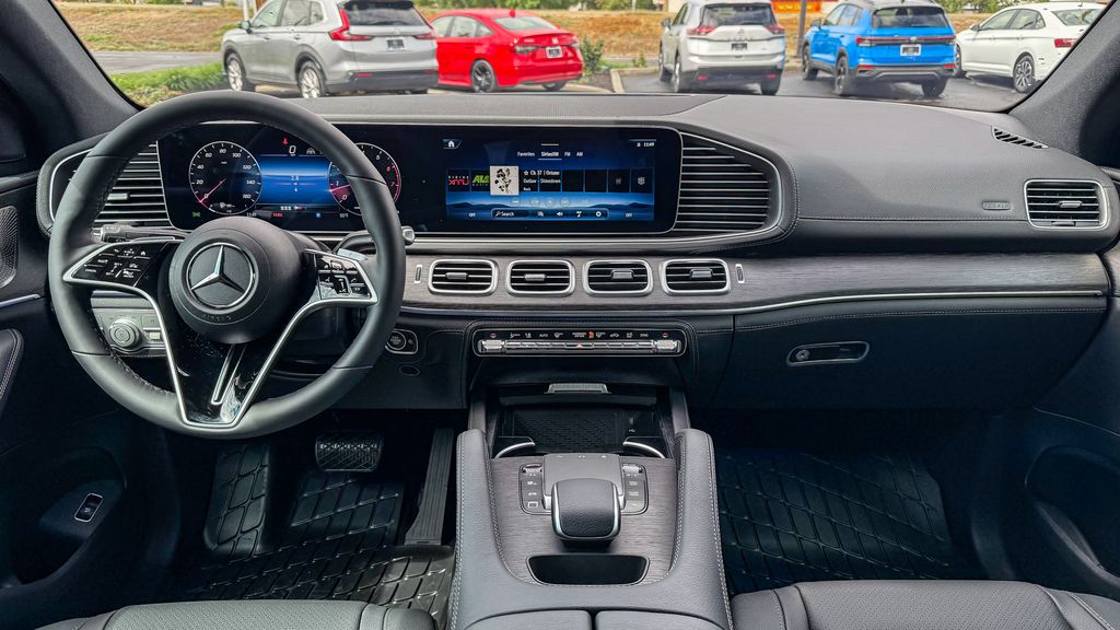 Thumbnail: 2026 Mercedes-Benz GLE - 2