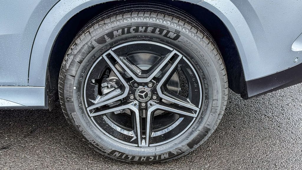 Thumbnail: 2026 Mercedes-Benz GLE - 7