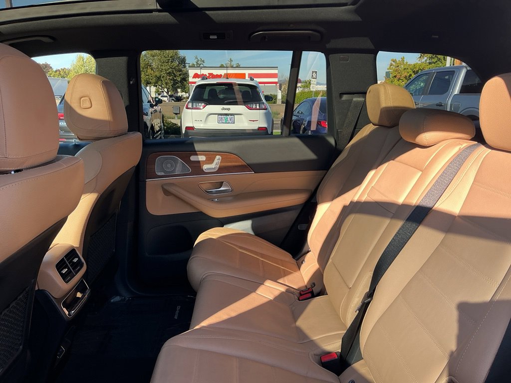 Thumbnail: 2024 Mercedes-Benz GLS - 10