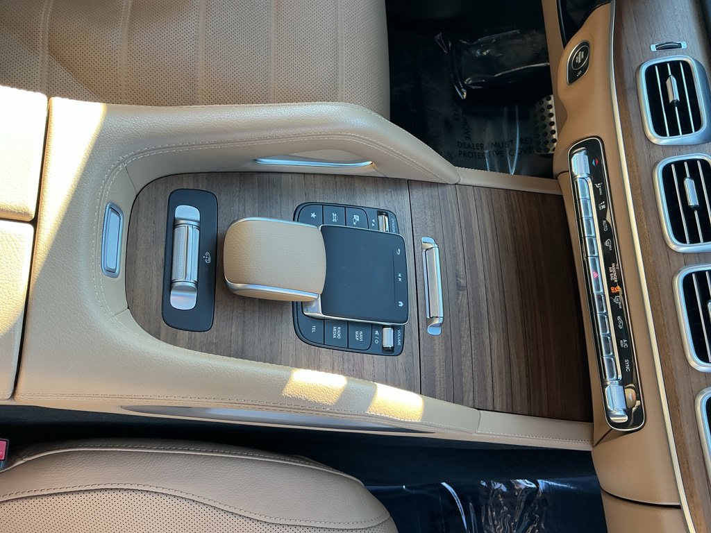 Thumbnail: 2024 Mercedes-Benz GLS - 32