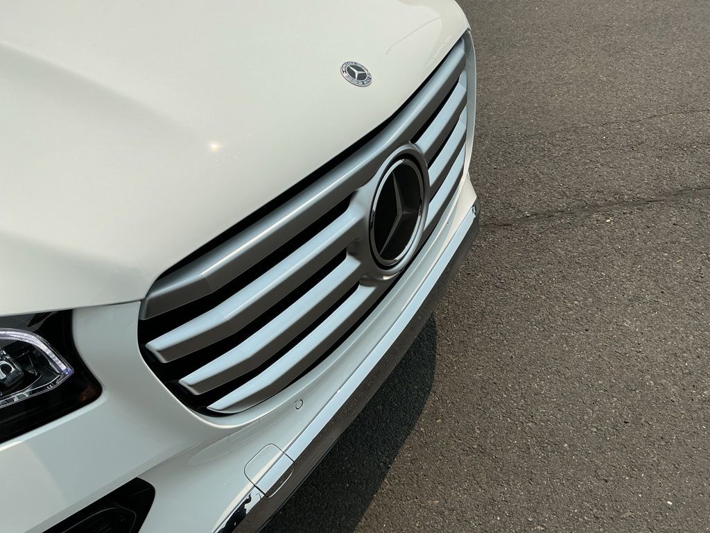 Thumbnail: 2026 Mercedes-Benz GLS - 15