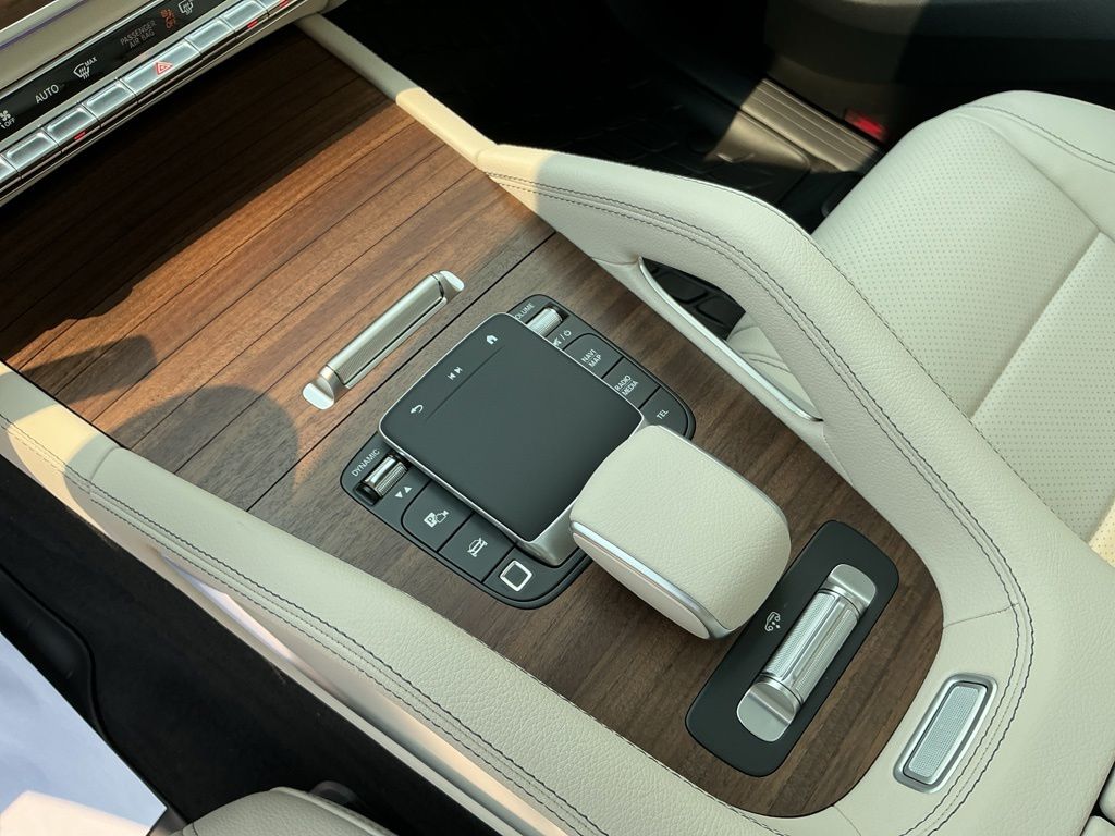 Thumbnail: 2026 Mercedes-Benz GLS - 13