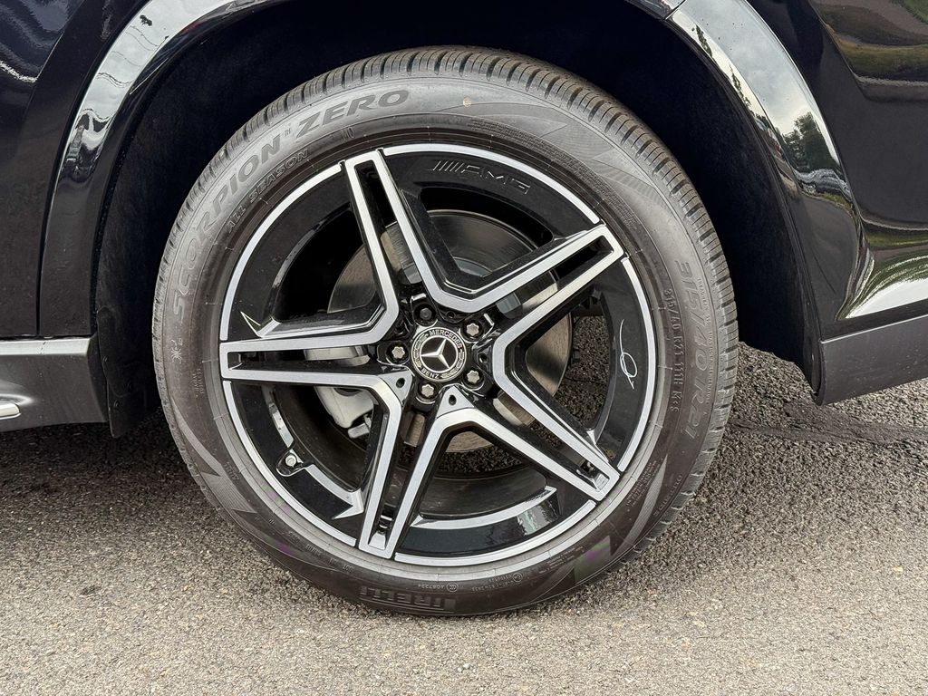 Thumbnail: 2026 Mercedes-Benz GLS - 6