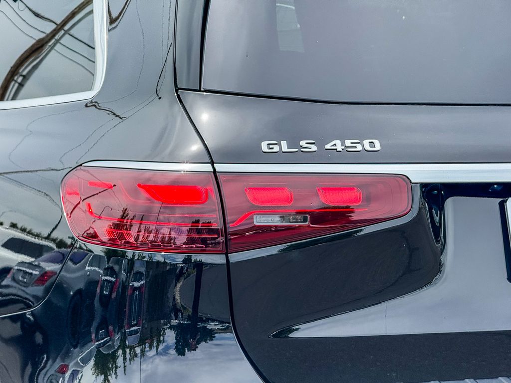 Thumbnail: 2026 Mercedes-Benz GLS - 20