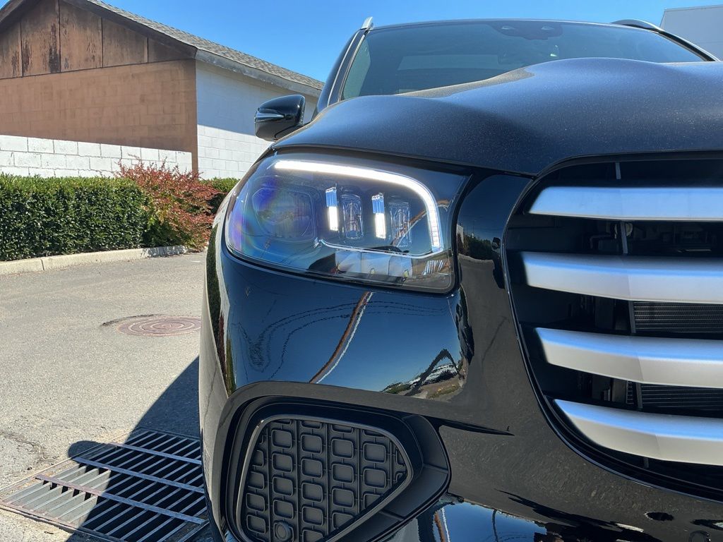 Thumbnail: 2026 Mercedes-Benz GLS - 15