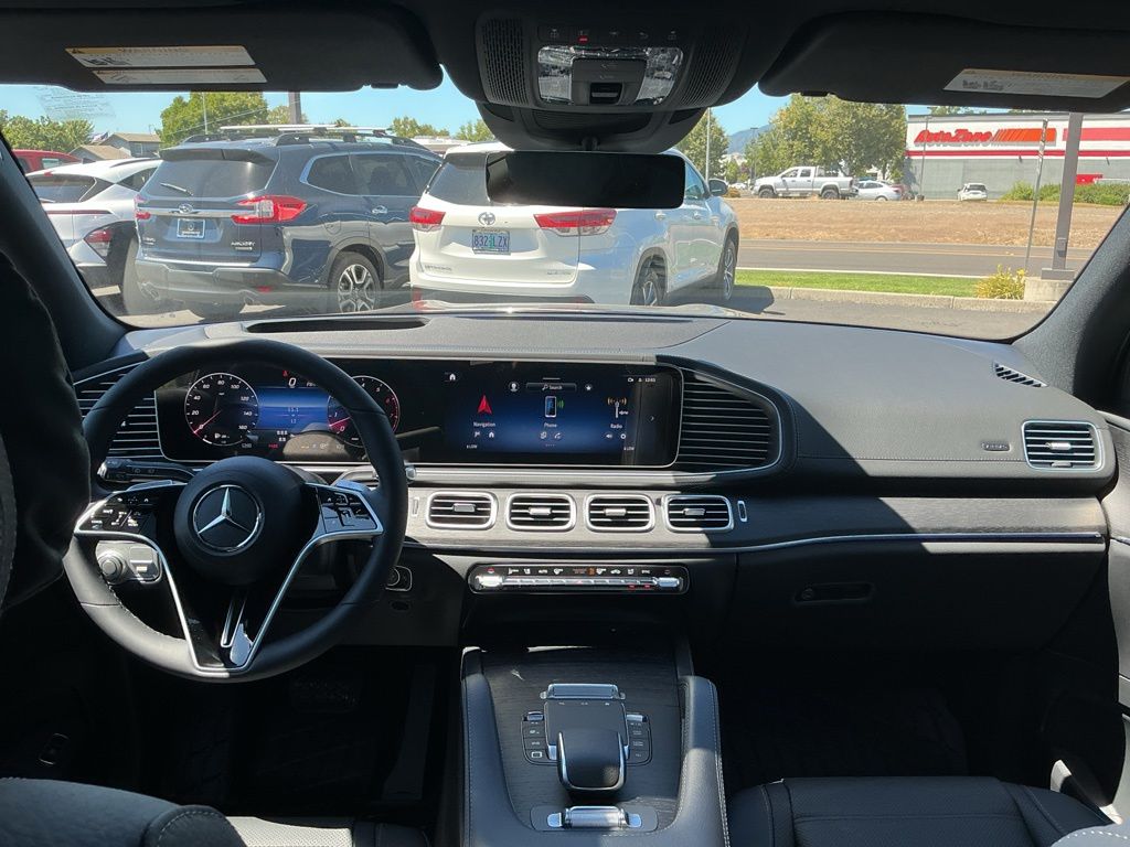 Thumbnail: 2026 Mercedes-Benz GLS - 7