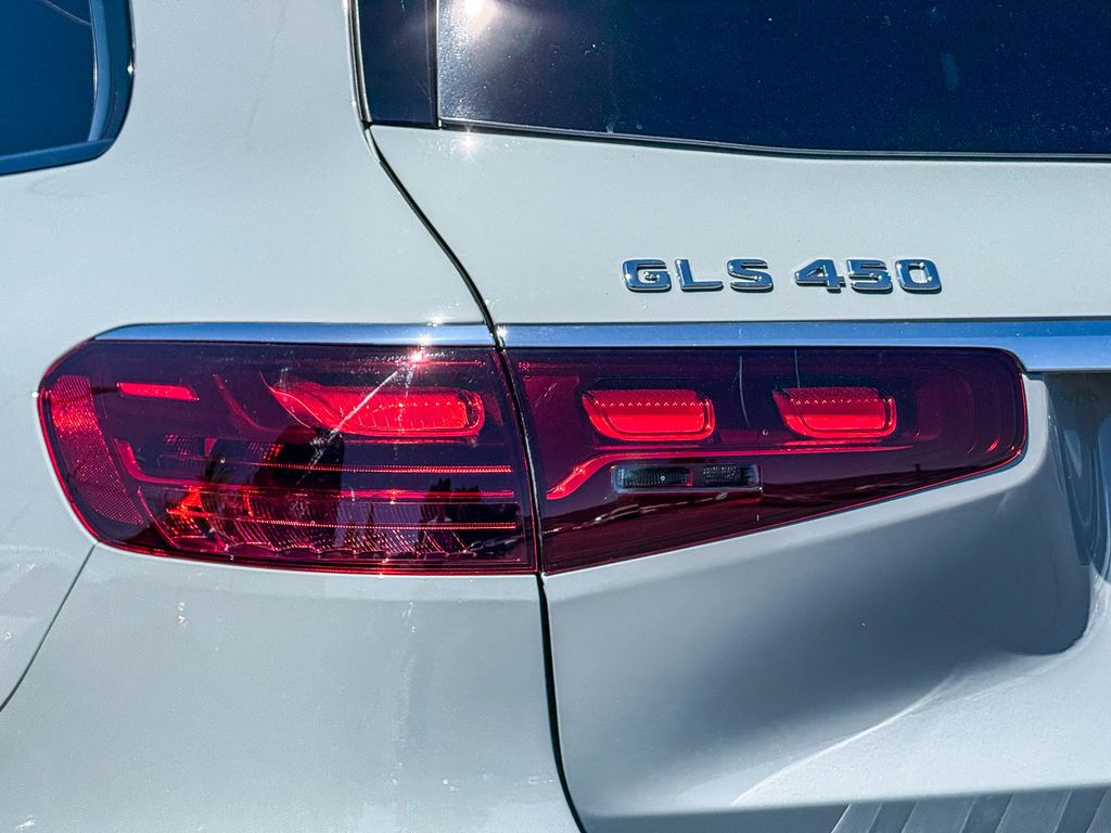 Thumbnail: 2026 Mercedes-Benz GLS - 18