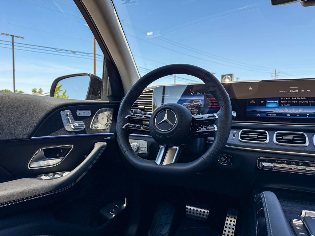 Thumbnail: 2026 Mercedes-Benz GLS - 8