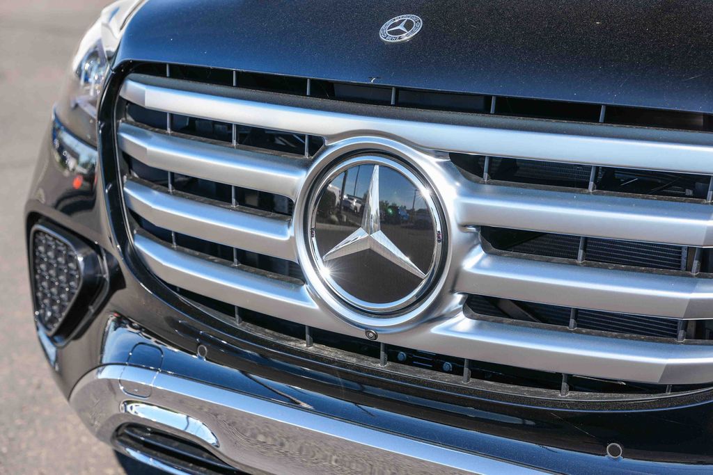 Thumbnail: 2026 Mercedes-Benz GLS - 6