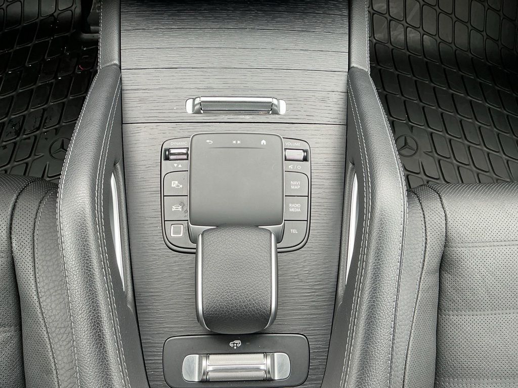 Thumbnail: 2025 Mercedes-Benz GLS - 14