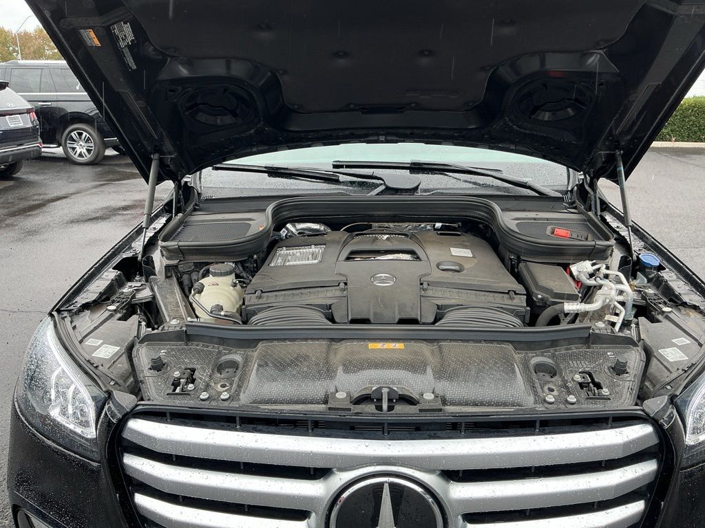 Thumbnail: 2025 Mercedes-Benz GLS - 8